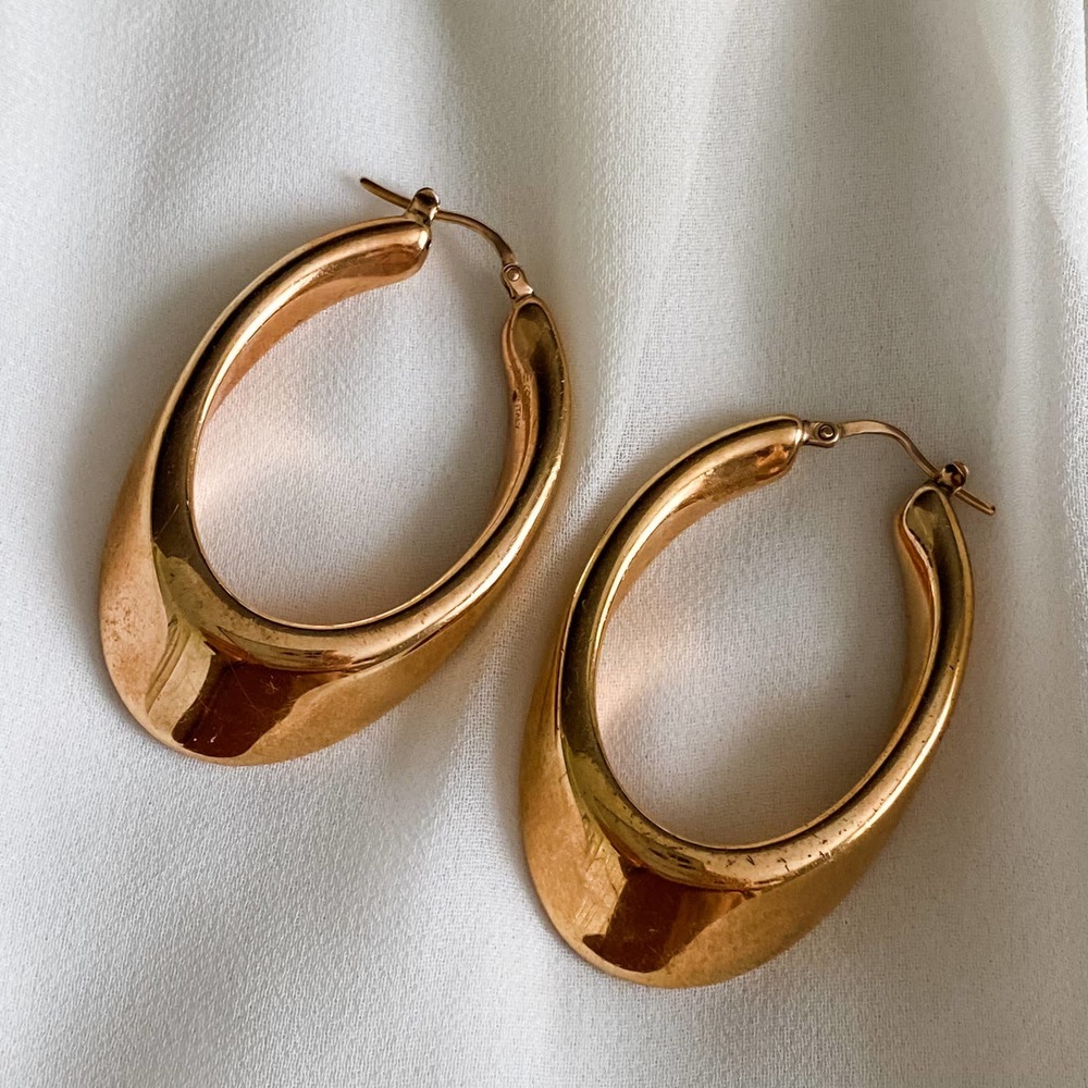 VTG Gold Oval Tapered Hoop Earrings